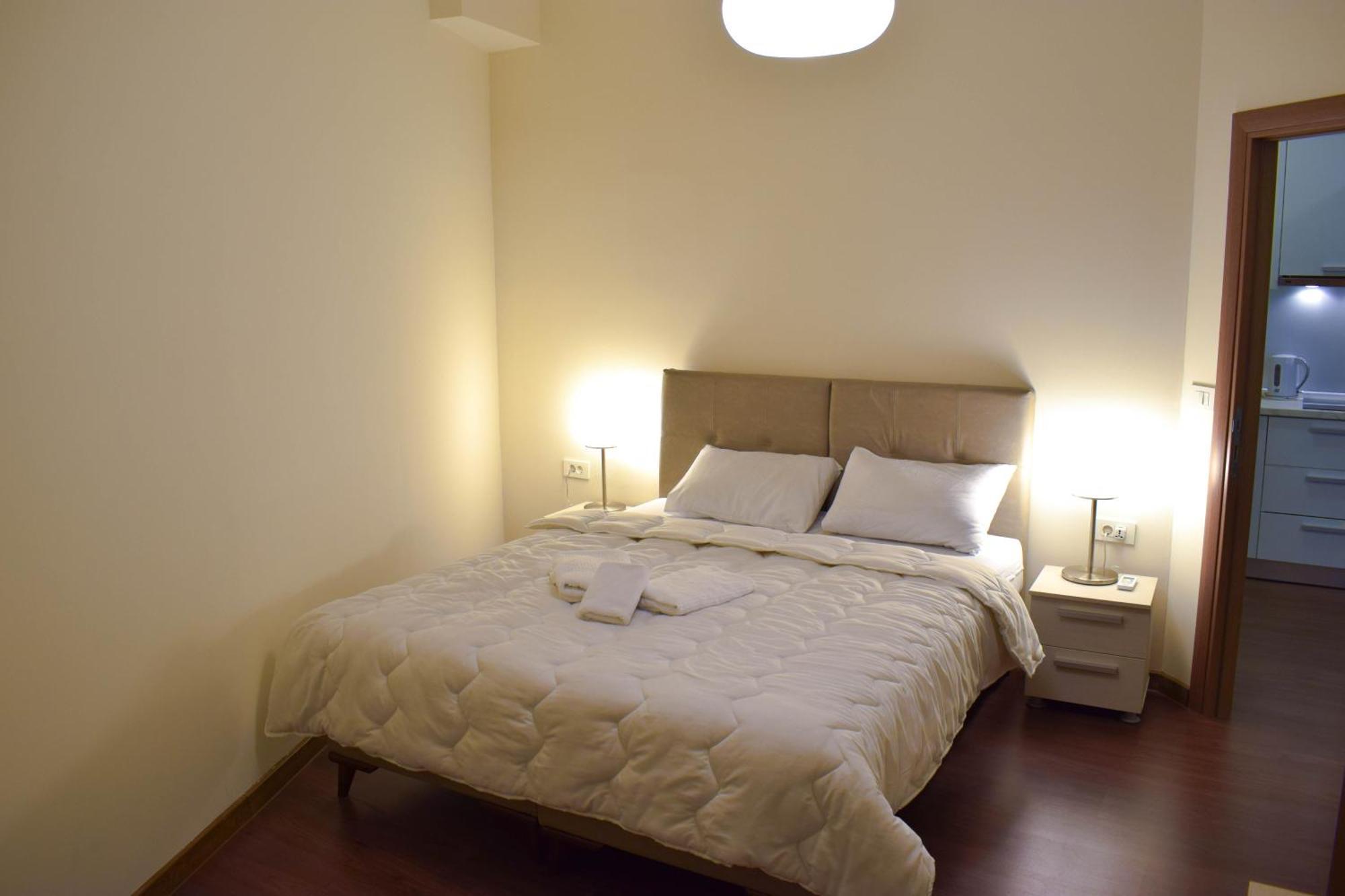 Urban Vibe Apartments Skopje Buitenkant foto