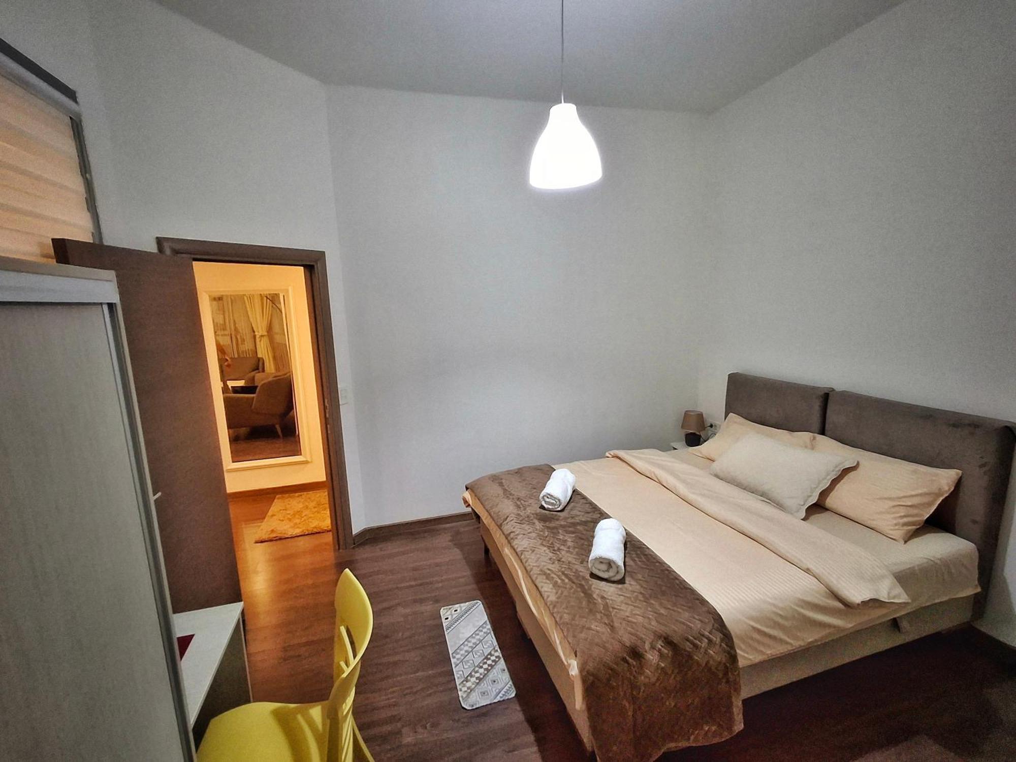Urban Vibe Apartments Skopje Buitenkant foto